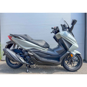 motorcycle rental Honda Forza 350 A2
