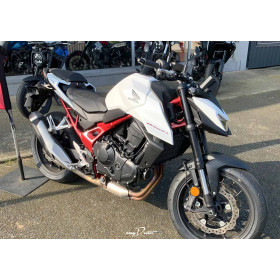 motorcycle rental Honda CB750 Hornet A2
