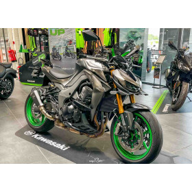 motorcycle rental Kawasaki Z1100 SE