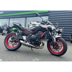 motorcycle rental Kawasaki Z650 A2