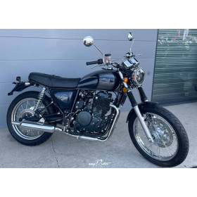 motorcycle rental Mash Six Hundred 650 A2