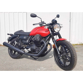 motorcycle rental Moto Guzzi V7 Stone