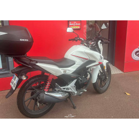motorcycle rental Honda 125 CBF