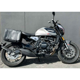 motorcycle rental Moto Morini Seiemmezzo STR 650