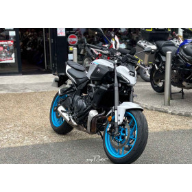 motorcycle rental Yamaha MT07 A2