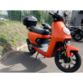 motorcycle rental NIU MQI GT EVO 125