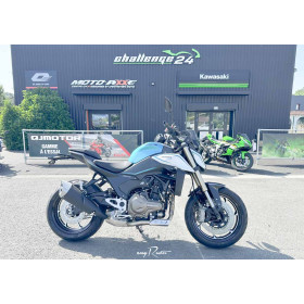 motorcycle rental QJ Motor SRK 550 A2
