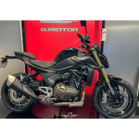 motorcycle rental QJ Motor SRK 600 A2