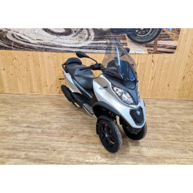 motorcycle rental Piaggio MP3 400 HPE