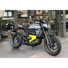 motorcycle rental Can-Am Pulse 73 35Kw