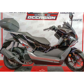 motorcycle rental QJ Motor Fort 125 N