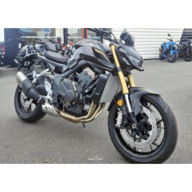 motorcycle rental QJ Motor SRK 800 Dark