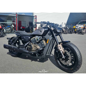 motorcycle rental QJ Motor SRV 600 V4