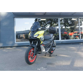 motorcycle rental Aprilia 125 SR GT