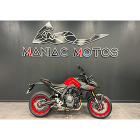 motorcycle rental Suzuki GSX-8S