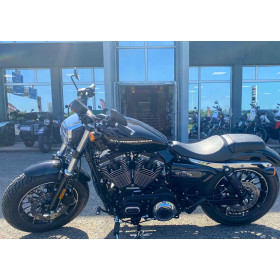 motorcycle rental SWM Stormbreaker 1200