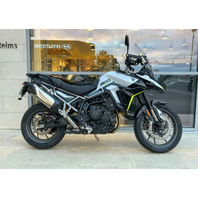 motorcycle rental Triumph Tiger 900 GT Pro A2
