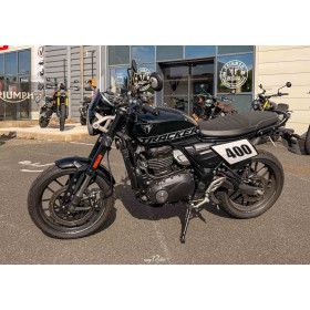 motorcycle rental Triumph Tracker 400 A2