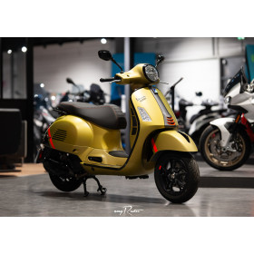 motorcycle rental Vespa GTS 125