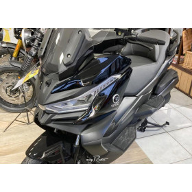 motorcycle rental Voge SR4 MAX A2