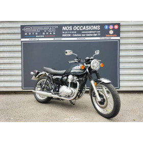 motorcycle rental Kawasaki W800 A2