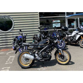 motorcycle rental Yamaha XSR 125 Legacy