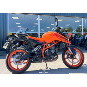 motorcycle rental KTM 390 Duke A2