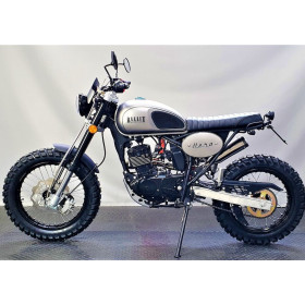 motorcycle rental Bullit Hero 125cc