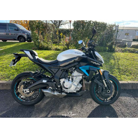 motorcycle rental CF Moto 675 NK