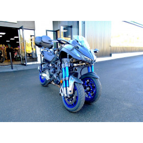 motorcycle rental Yamaha Niken 900