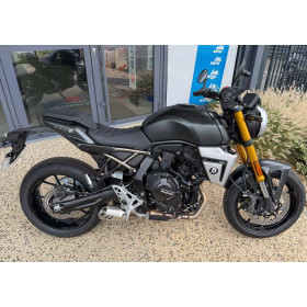 motorcycle rental Suzuki GSX-8T