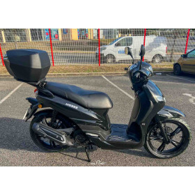 motorcycle rental Peugeot Kisbee M