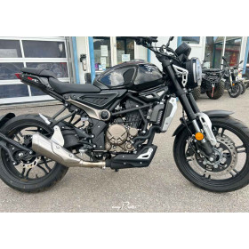 motorcycle rental Voge 300 AC A2