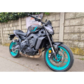 motorcycle rental Yamaha MT09 Y-AMT