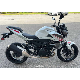 motorcycle rental Kawasaki Z400 A2