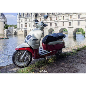 motorcycle rental Peugeot 125 Django