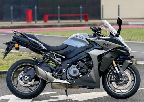Location moto Laval Yamaha MT07 1