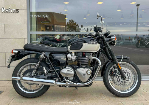 Location moto Saint-Lô Triumph Bonneville 1