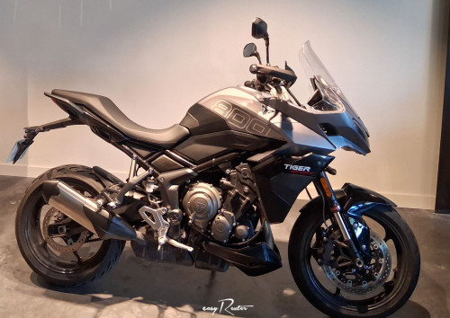 Location moto Rouen Triumph 800 tiger XR 1