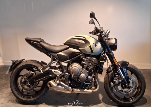 Location moto Rouen Triumph 800 tiger XR 1