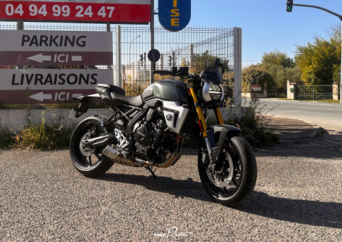 Draguignan Suzuki GSX-S 1000 motorcycle rental 17937