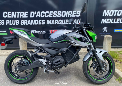 Cherbourg Suzuki GSX-S Katana 1000 motorcycle rental 14562