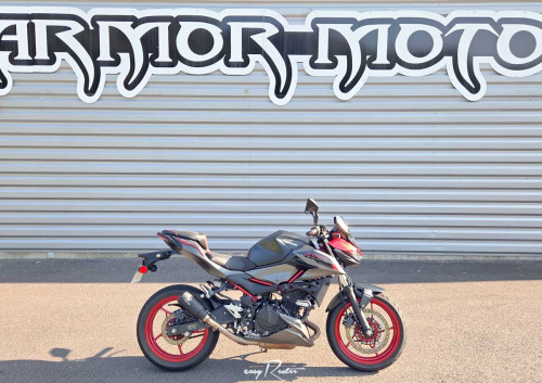 Nancy Guzzi V7 Stone motorcycle rental 14939