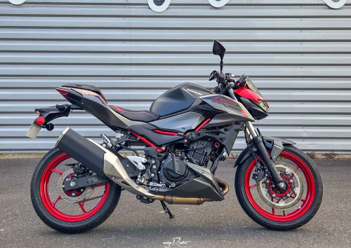 Nancy Guzzi V7 Stone motorcycle rental 14939