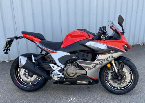 location moto metz honda 500 cbr