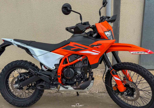 Location moto Laval Yamaha MT07 1