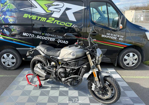 location moto electrique Valence Zero Motorcycles S (Streetfighter) 1