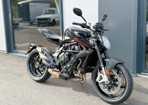 Location Moto Granville Yamaha MT09 Tracer 1