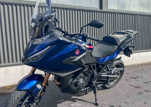 Location moto Saint-Lô Triumph Bonneville 1