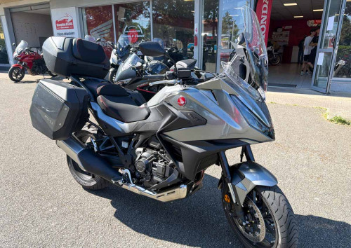 Location moto Laval Yamaha MT07 1